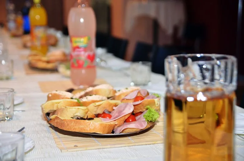 Szendvicstál közelről